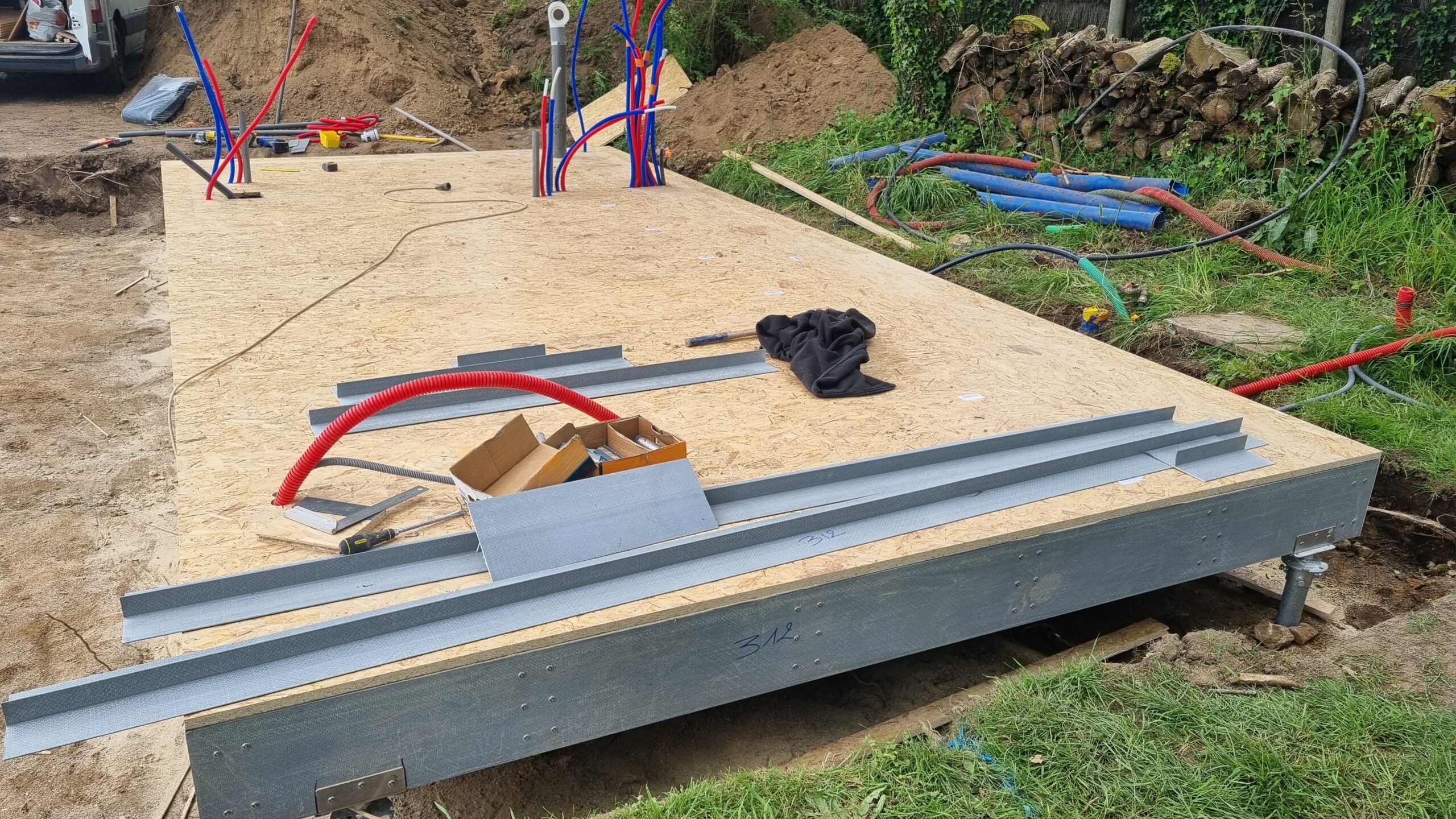 11 Fermeture plateforme avec planché OSB